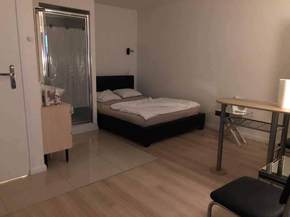 Mini Studio A Bed4U Late Check In Lublin Exterior foto